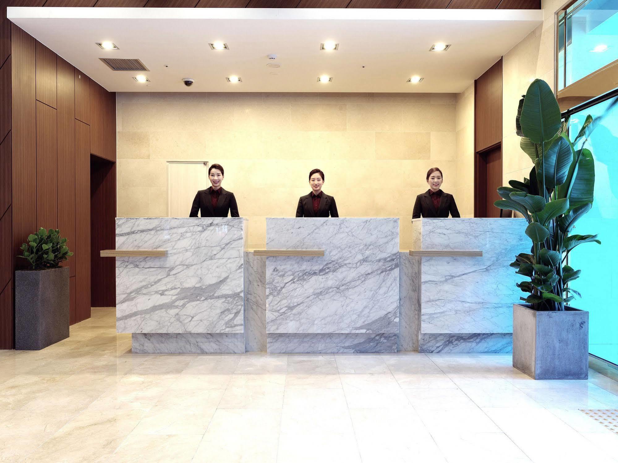 On City Hotel Cheonan Eksteriør billede